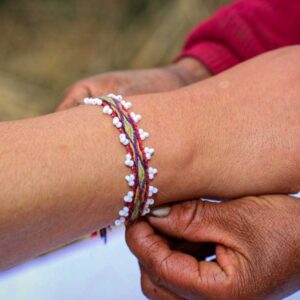 Pulsera andina hecha a mano